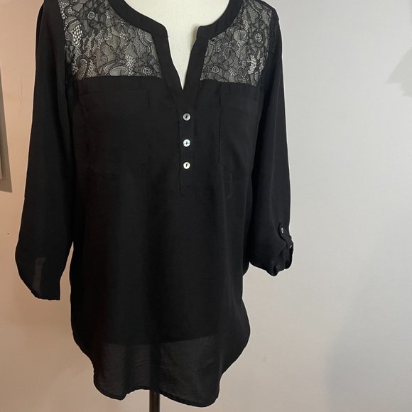 LADIES EXPRESS ELITE STRETCH BLACK AND LACE BLOUSE MEDIUM - Picture 2 of 11